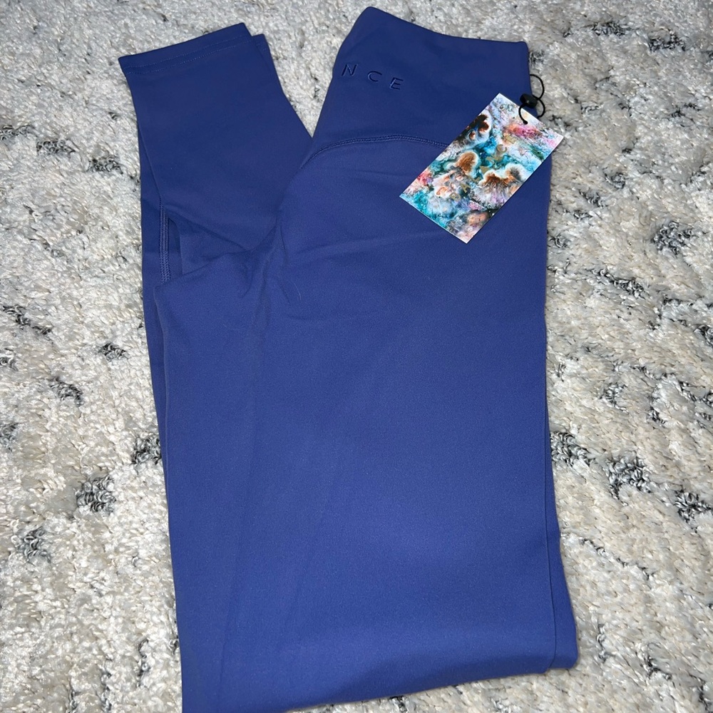 Balance athletica, size small/4, purple